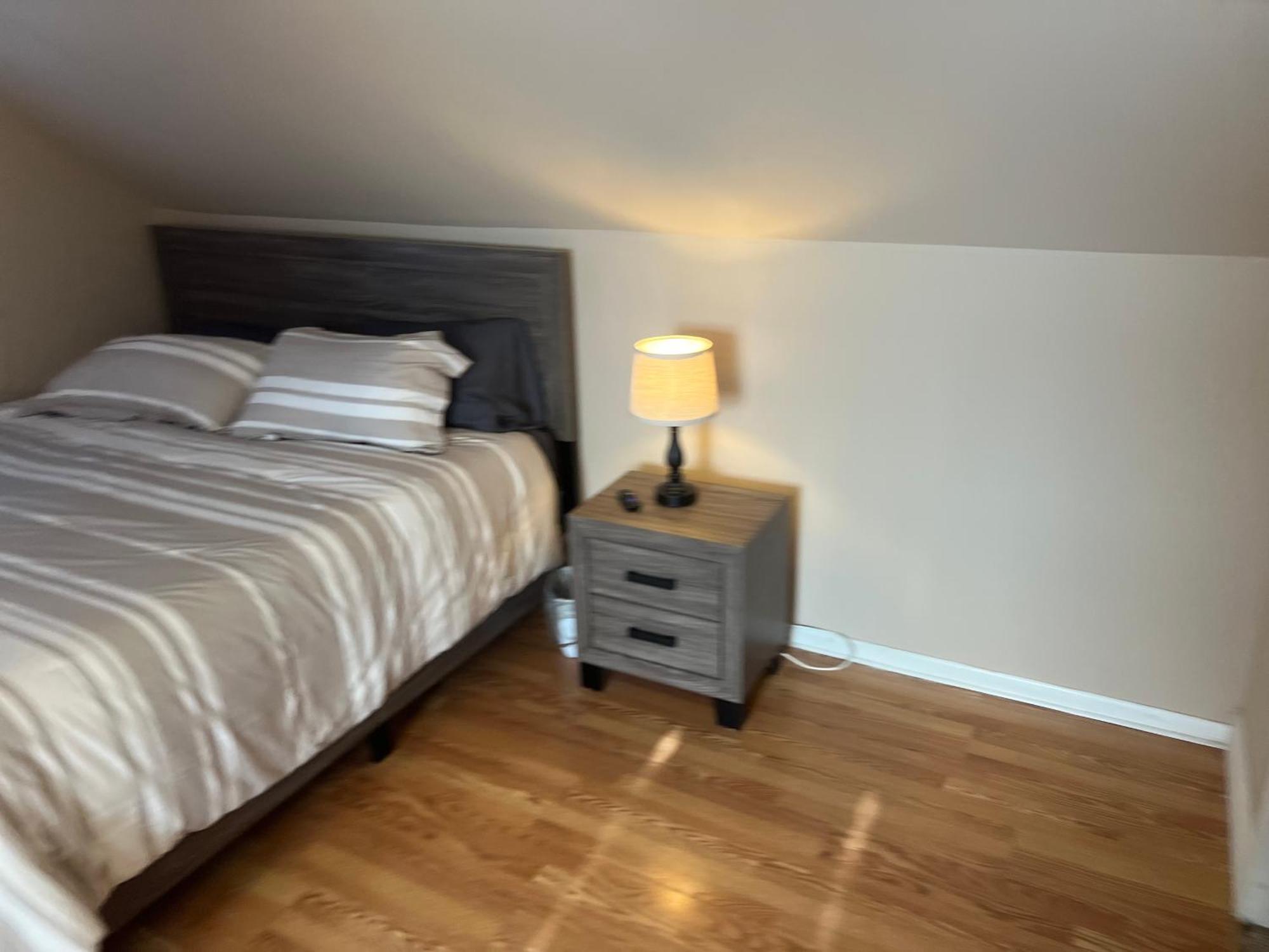 Spacious 3 Bedroom Ewing Home -Quiet トレントン エクステリア 写真