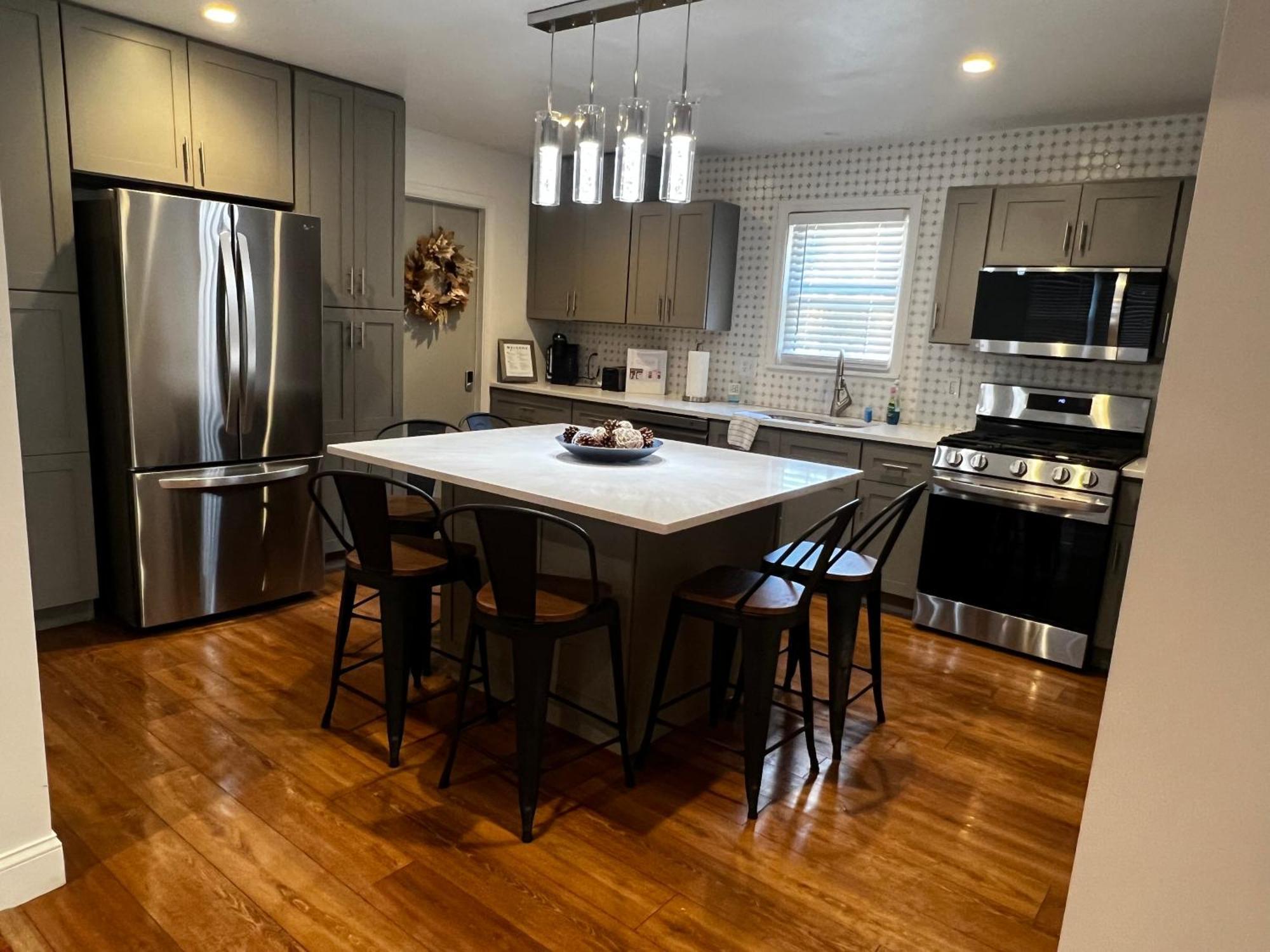 Spacious 3 Bedroom Ewing Home -Quiet トレントン エクステリア 写真