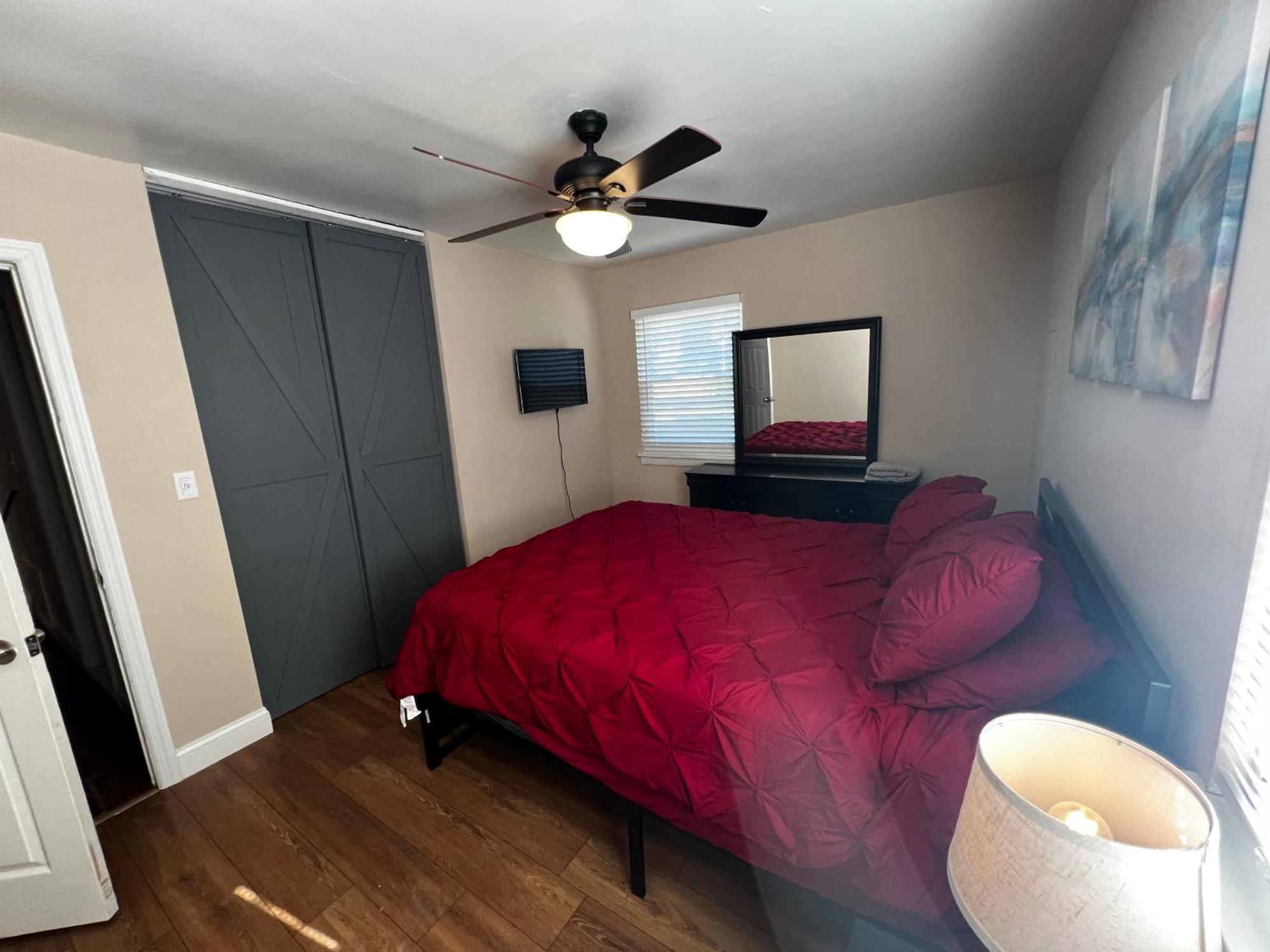Spacious 3 Bedroom Ewing Home -Quiet トレントン エクステリア 写真