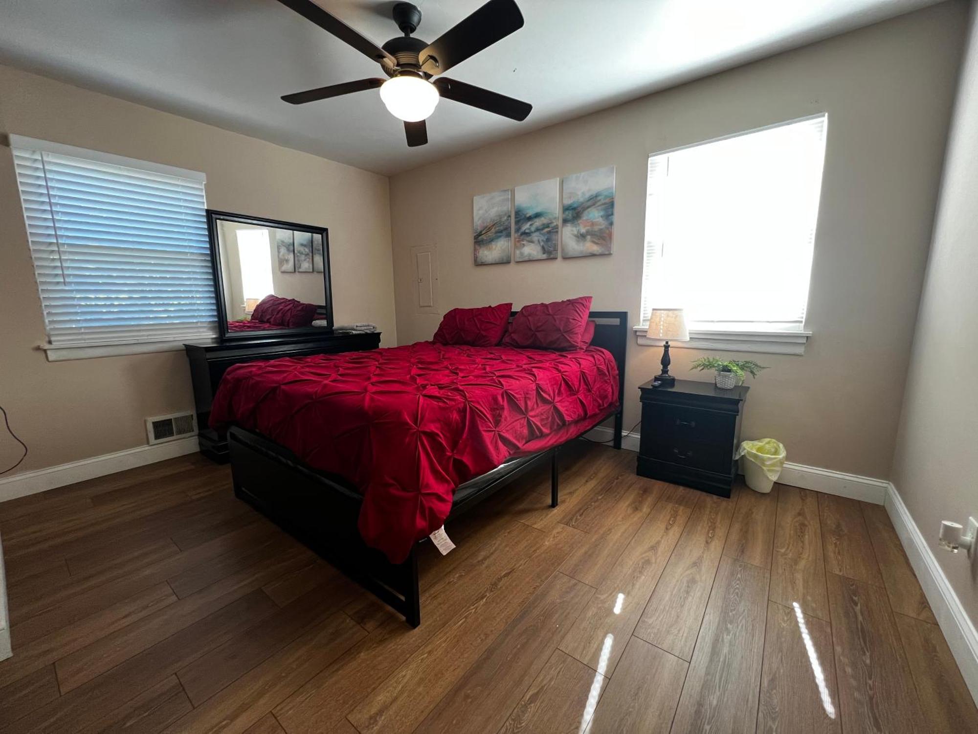 Spacious 3 Bedroom Ewing Home -Quiet トレントン エクステリア 写真